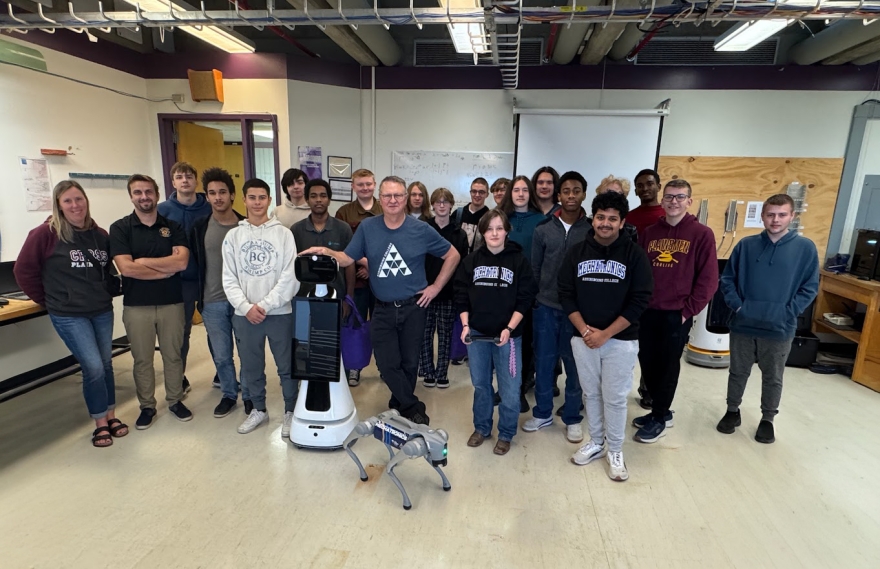 Crocus Plains students visit Mechatronics class- 2025