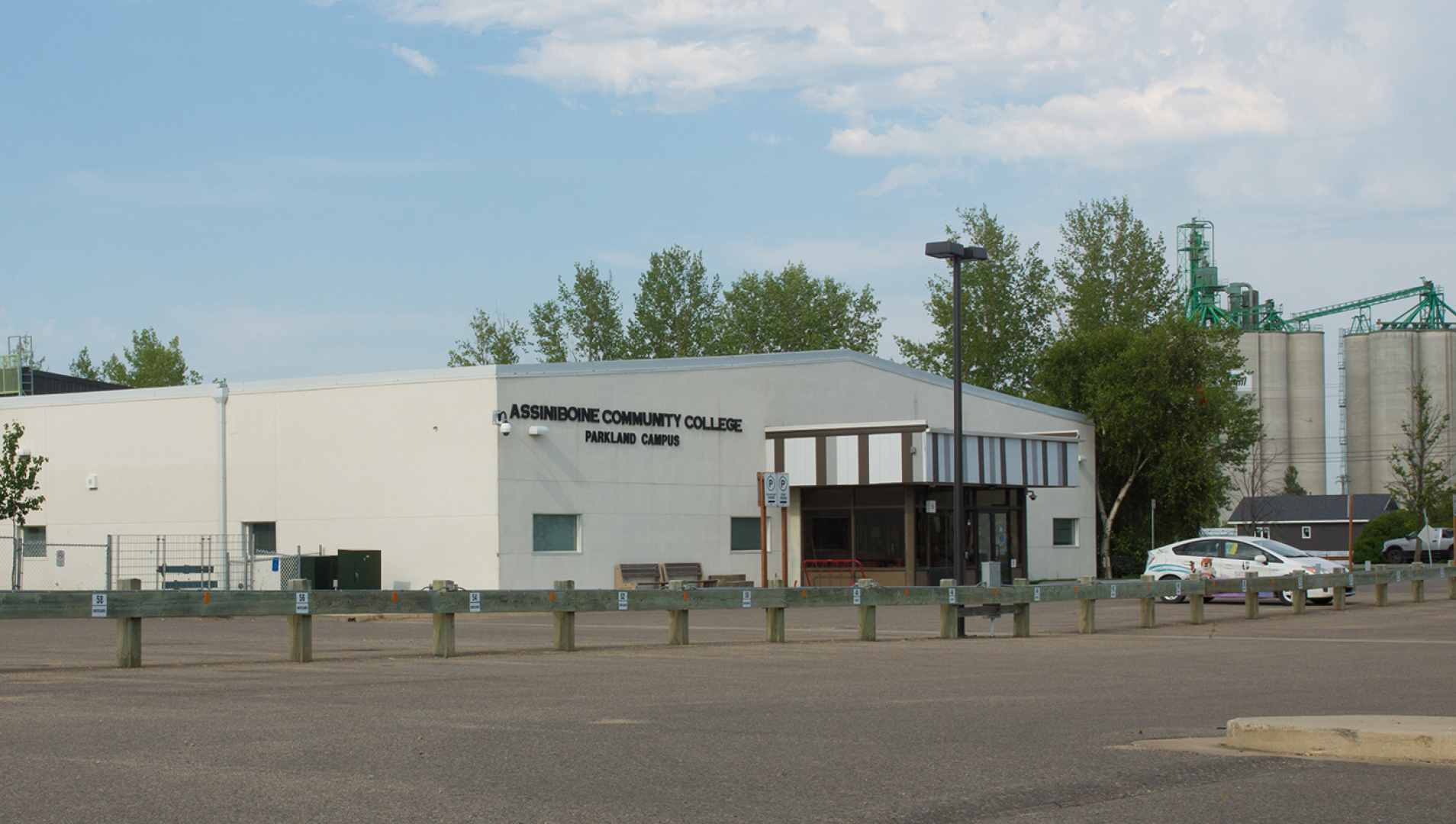 Assiniboine's Parkland campus exterior
