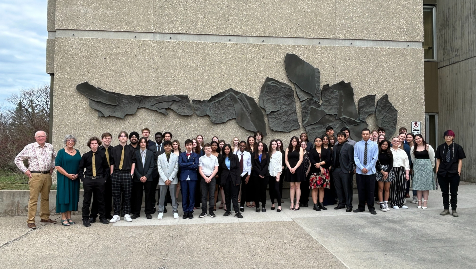 Peters School of Business hosts Highschool Case Competition