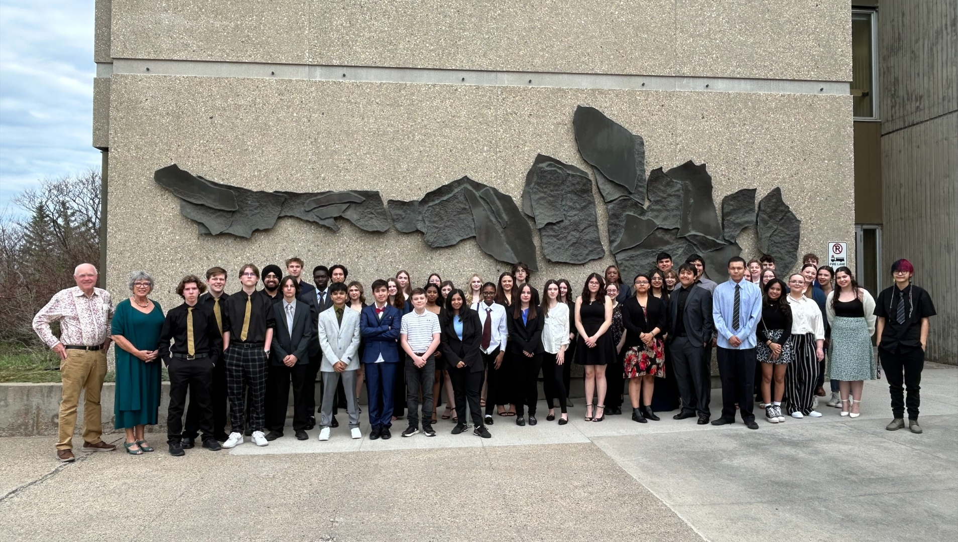 Peters School of Business hosts Highschool Case Competition